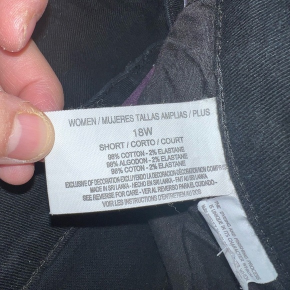 Gloria Vanderbilt Amanda Black Jeans - Picture 7 of 7